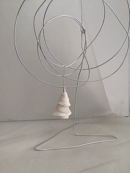 VÉRTIGO Pendientes largos BLANCO