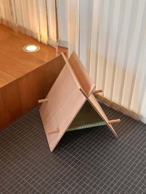 TIPI Madera: Modern Plywood Cat Teepee