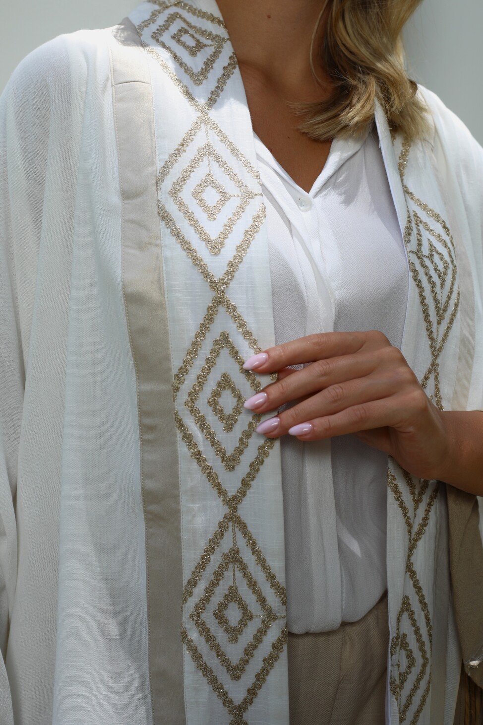 "Gilded Dawn" kimono