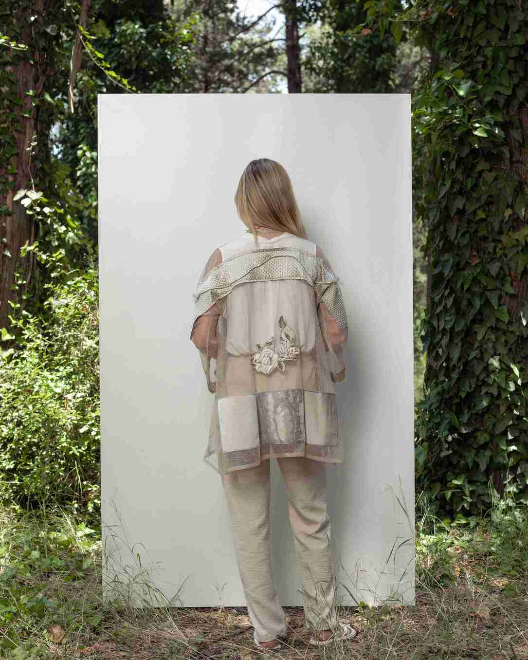 Golden Path" Dantelle Kimono