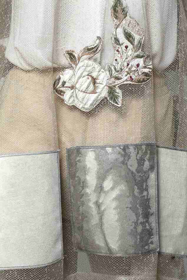 Golden Path" Dantelle Kimono