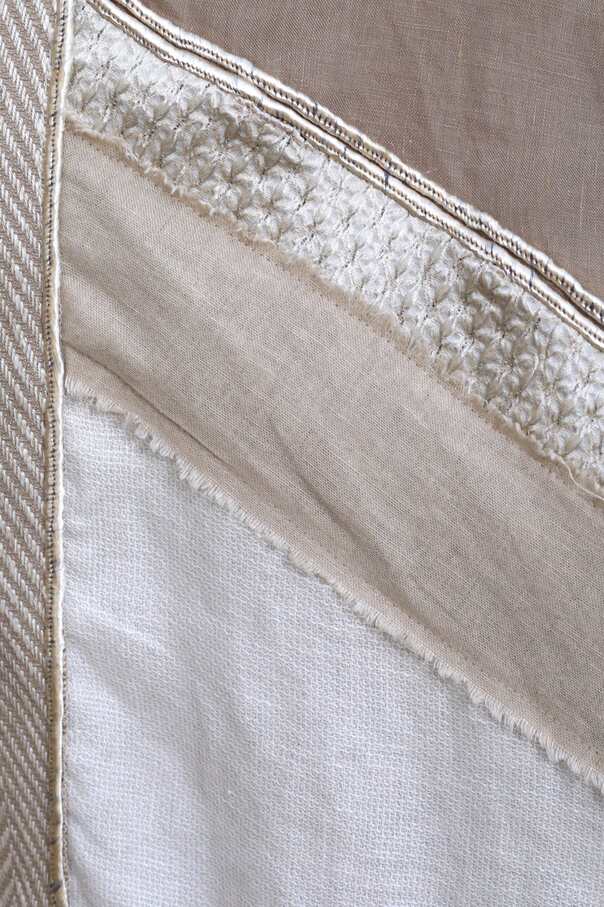 "Golden Mosaic" Dantelle Kimono