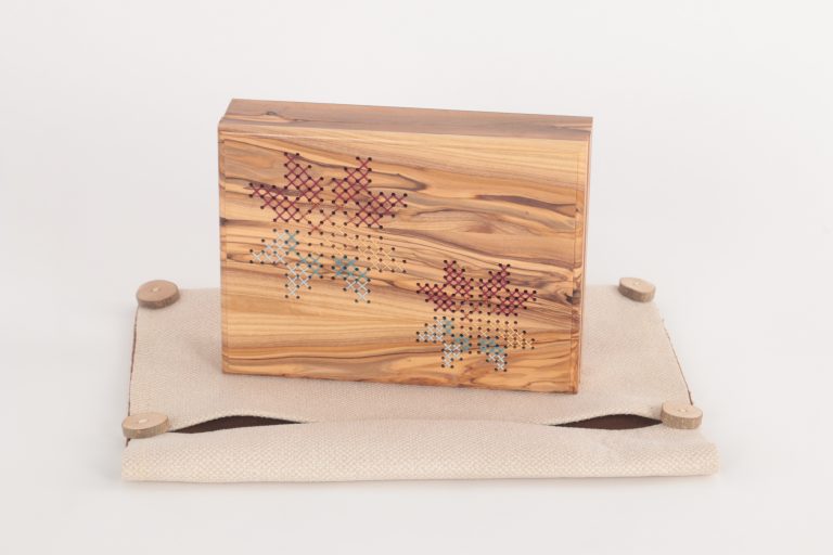 Olive wood box